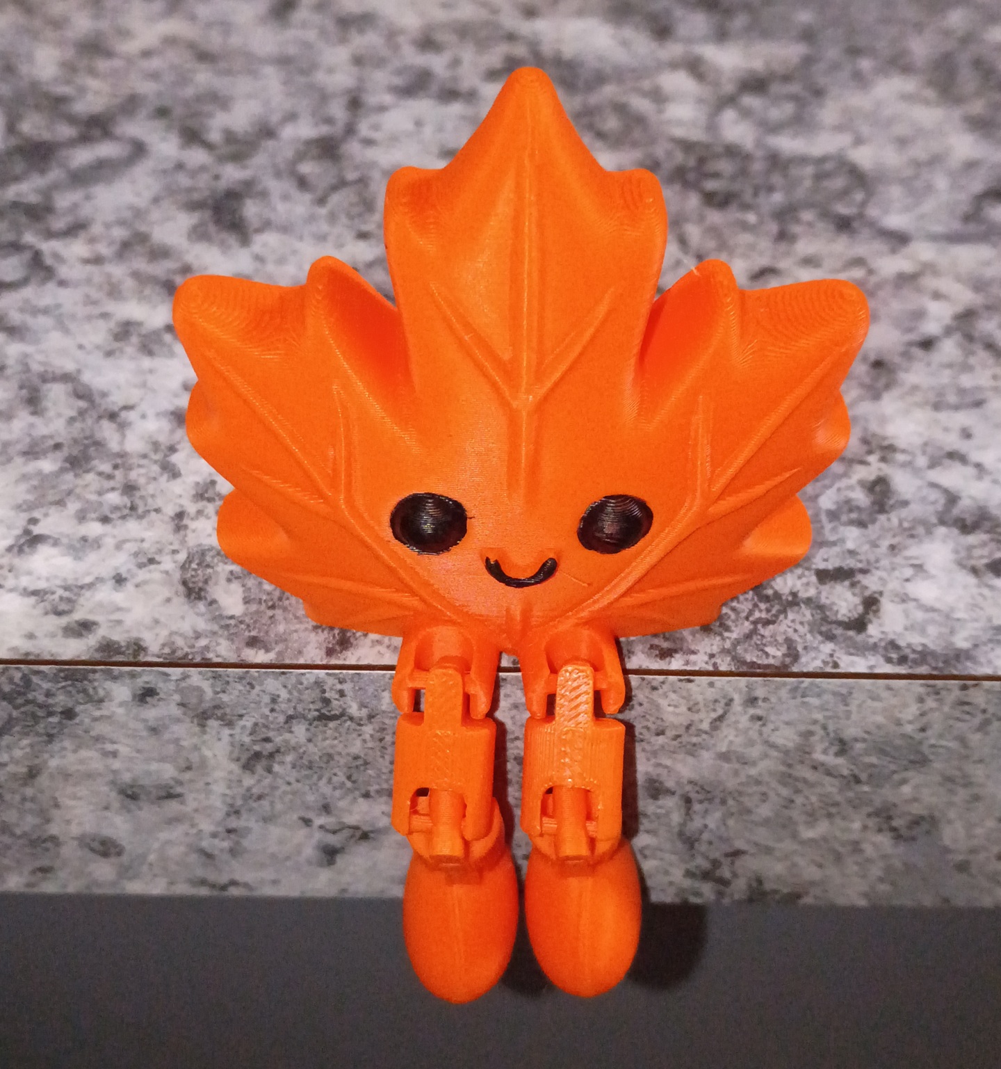 Shelf Sitting Flexi Maple - Image 3