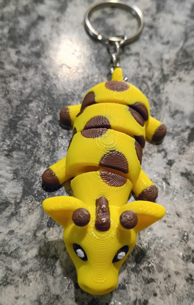 🦒 Articulated Giraffe Keychain