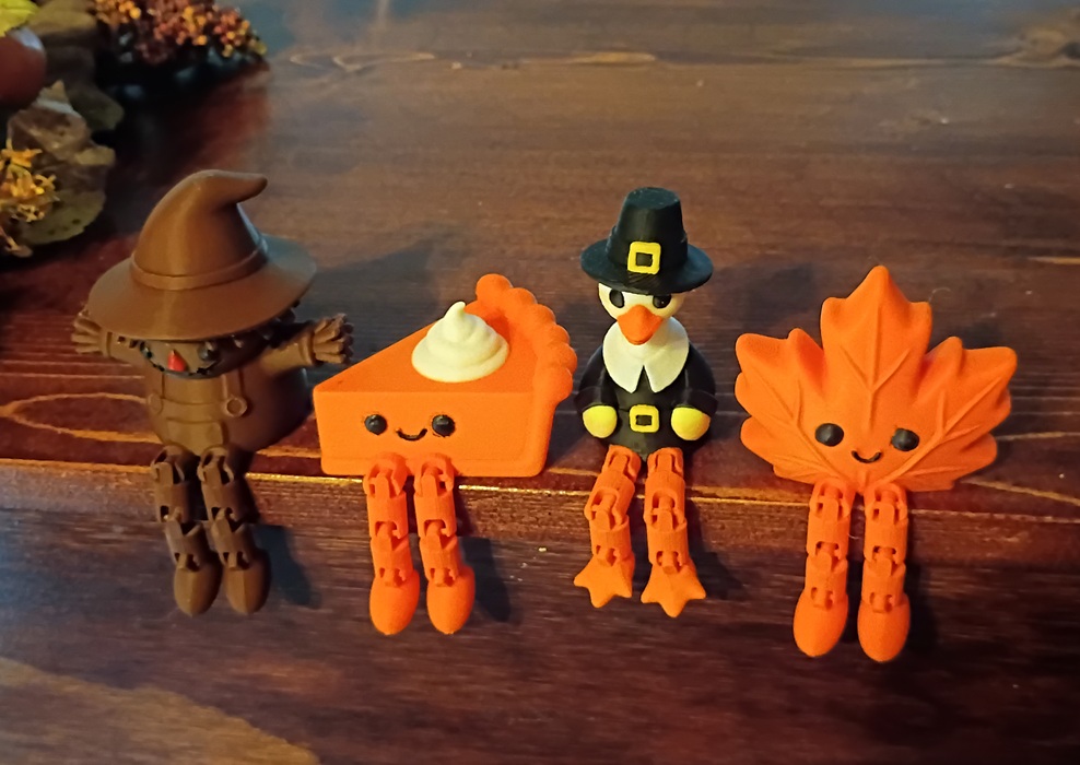 4-Piece Autumn & Thanksgiving Articulated Shelf Sitter Set
